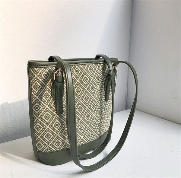 

luxury designer handbag designer luxury shoulder bag women bucket large capacity color contrast plaid weave autumn and winter wild joker5