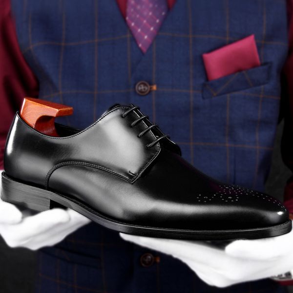 

new summer genuine leather men's breathable derby wedding oxfords pointed toe laces medallion man formal dress shoes hkn180, Black