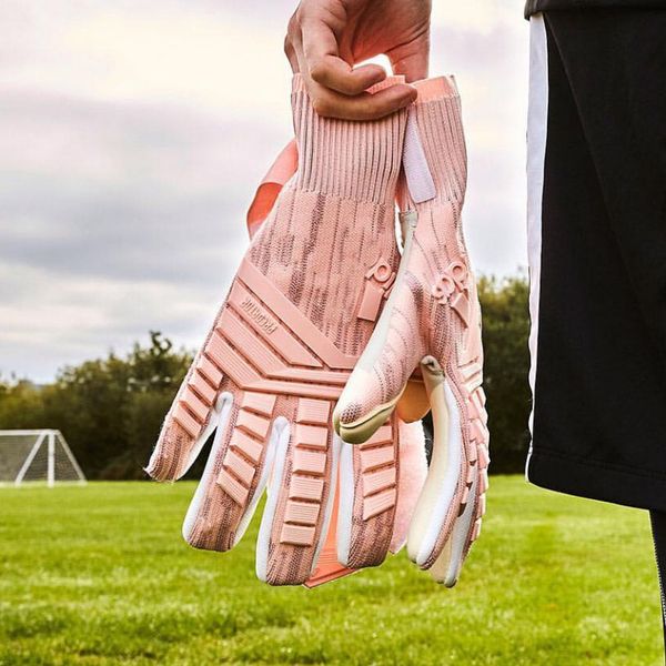 

2019 ad predator pro goalkeeper gloves pink color latex soccer football gloves-latex plam goal keeper gloves bola de futebol, Black