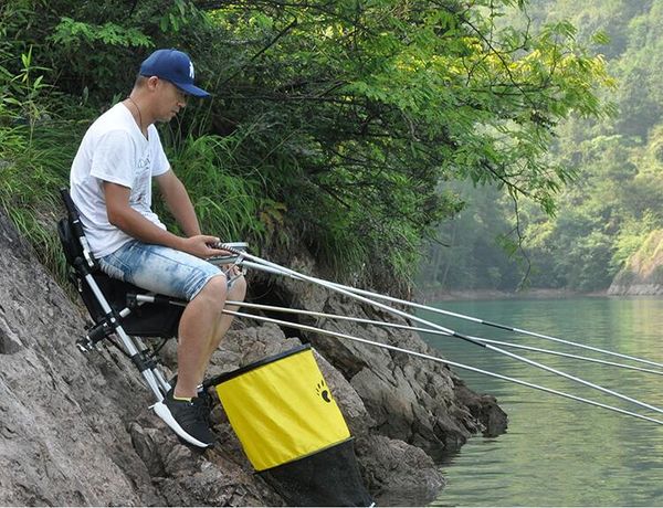 

2020 new folding fishing chair portable fishing stool with retractable feet light multi-purpose beach chairs with bag