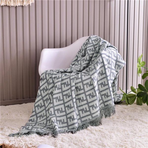 

46bamboo fiber tassel knitted throw blanket for sofa and bed soft skin-friendly blanket for naked people in children and adult