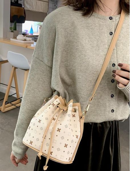 

small bag female 2020 new printed temperament bucket bags wild texture fashion shoulder messenger bag ing