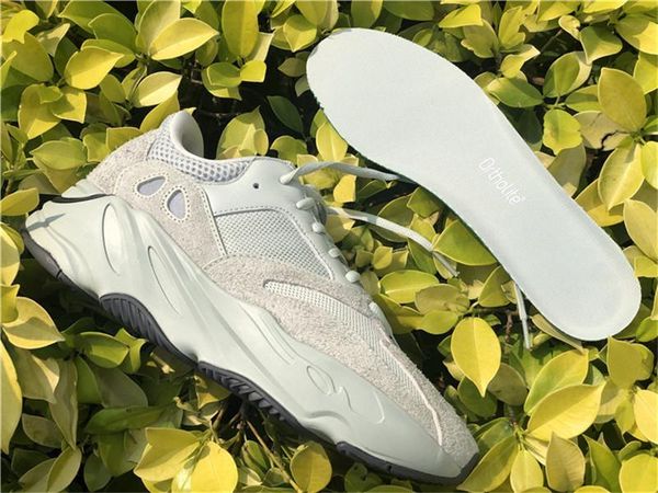 

2020 authentic 700 v2 salt eg7487 kanye west outdoor shoes for men women runner wave mauve static inertia geode outdoor sneakers with box