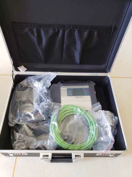 

quality a+++ full chip pcb mb star c4 mb sd connect c4 multiplexer diagnostic tool for 12-24v car&truck obd2 scanner