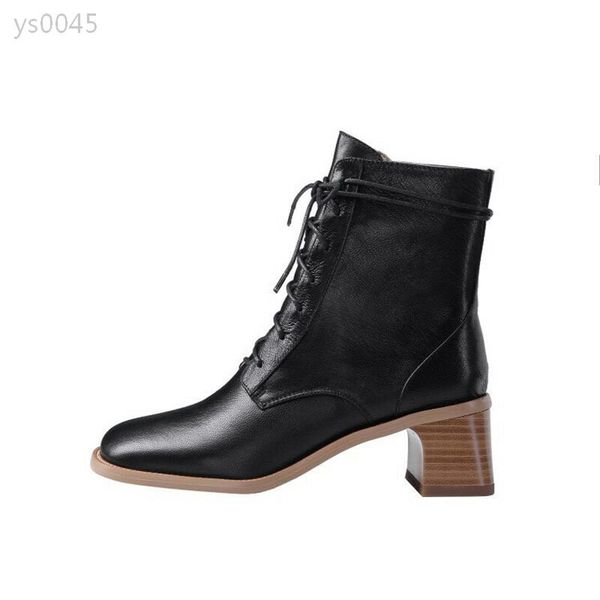 

2019 high grade new martin boots european and american outdoor short boots leather fashion thick heel boots wild women's boot, Black