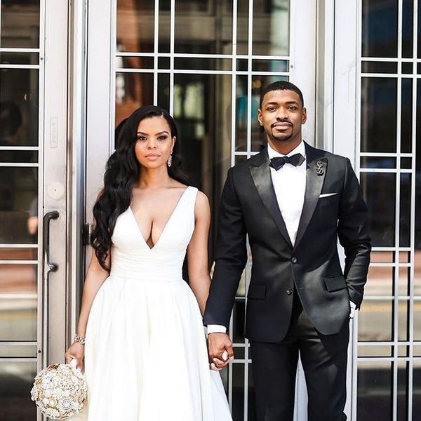 

latest black coat pants design men tuxedo groom white wedding suits 2piece peaked lapel terno masculino man blazer costume homme, Black;gray