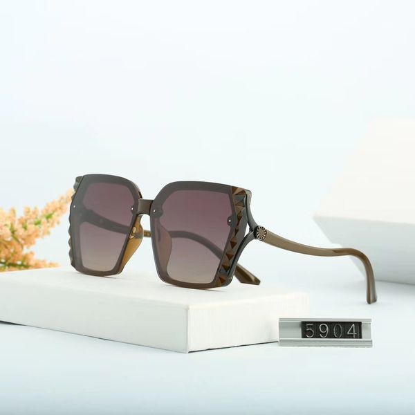 

2020 new sunglasses fashion circle frame fashion atmosphere lens metal sunglasses european and american style 5940