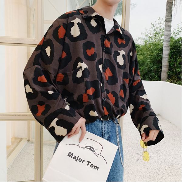 

2019 spring new korean version of the campus wind couple loose long-sleeved casual trend leopard print shirt small fresh party, White;black