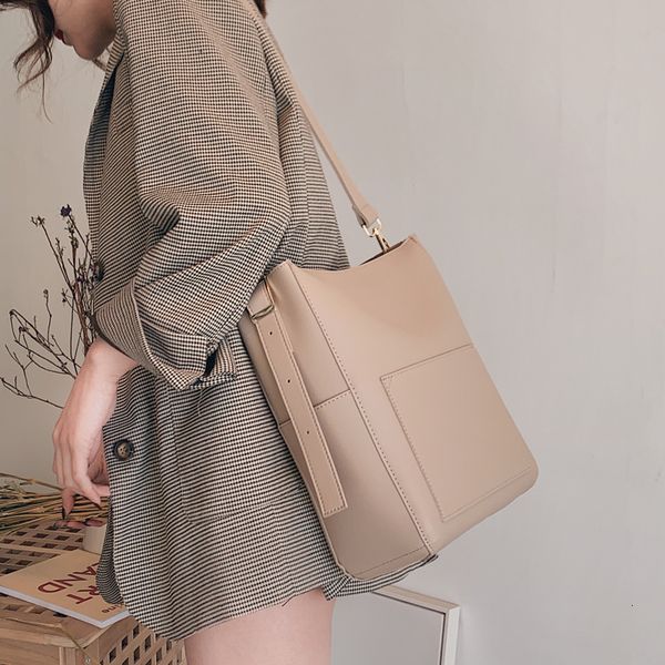 

female elegant casual big tote bag 2019 new quality pu leather women's designer handbag high capacity shoulder messenger bag