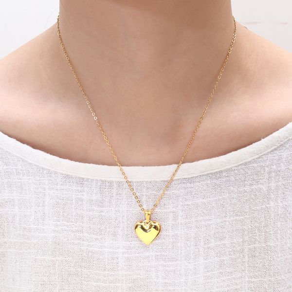 

designer 18k gold silver love clavicle chain fashion stainless steel pendnat for women hip hop heart necklace pendant jewelry gift
