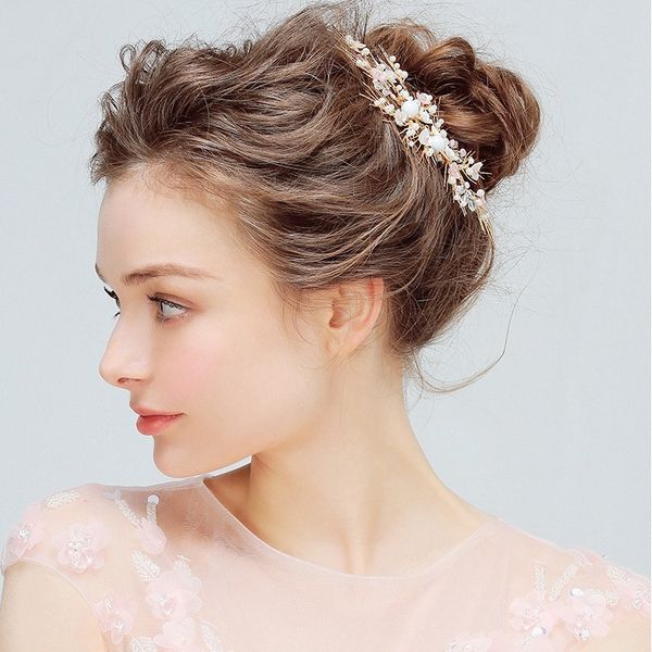

bridal pearl headpiece hair clip jewelry small and exquisite white pink flower romantic elegent wedding hair accessories, Golden;white