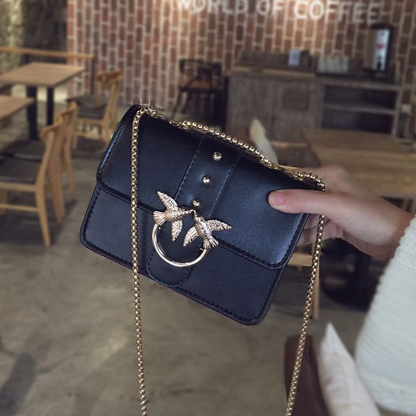 

дизайнер-дизайн щитка женщин цепи сумки на ремне, ласточка замок коммуникатор crossbody сумки сумочка и кошелек красный черный тотализаторы