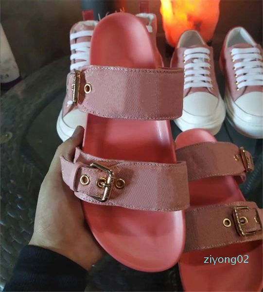 

new luxury womens sandals fashion designer print flip flop summer classics shoes flats beach sandals z02, Black