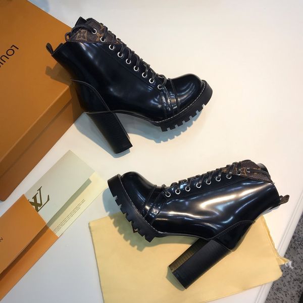 

luxury womens star trail boots printing brand martin boots platform work boot lady ankle boots designer winter shoes