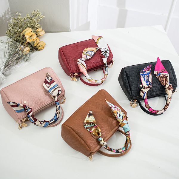

small chain purses girls handbags cross-body bags fashion korean kids girls shoulder bags children mini candies bags christmas gifts wallets, Red;blue