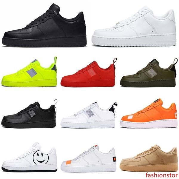 

2020 men women running shoes dunk utility black white volt triple total orange one mens trainer platform fashion skateboard sneakers sport