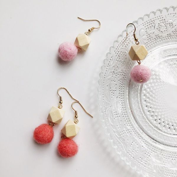 

2019 12 colors cotton ball simple wood dangle earrings women gifts party wedding drop earrings, Silver