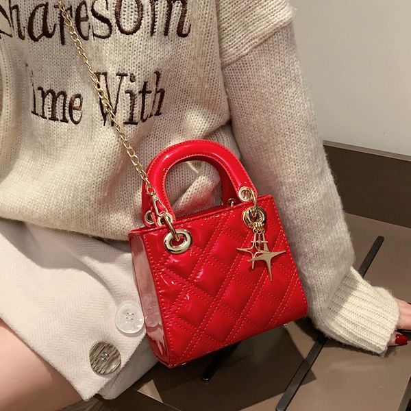 

new style shoulder bag chain western style hand rhombus square sling bag