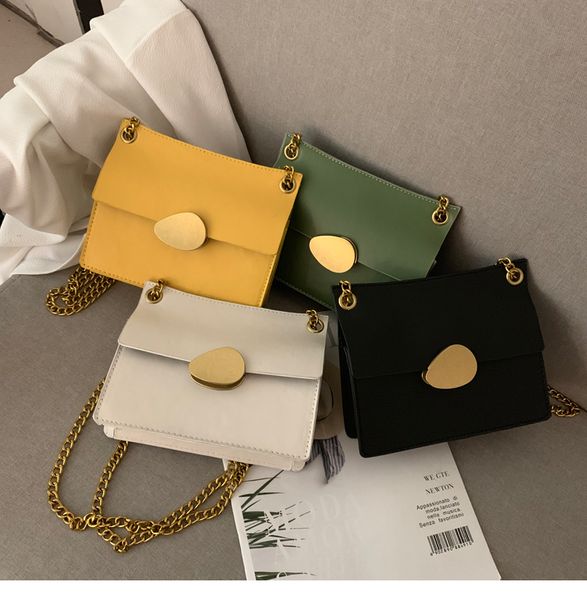 

women chain shoulder handbag 2019 new personality metal lock small crossbody bag female fashion flap messenger bag purse