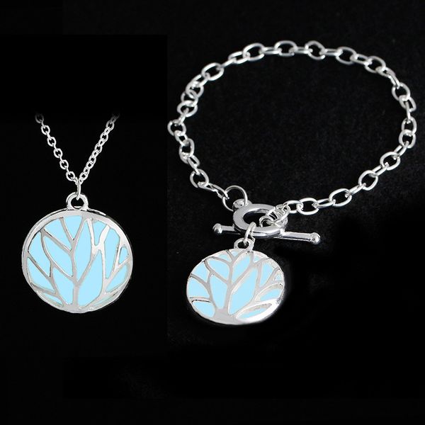 

glowing in dark jewelry hollow out night light versatile cute necklace bracelets two-color selectable, Black