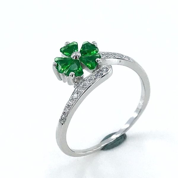 

tiny green daisy imported quality silver ring, Golden;silver