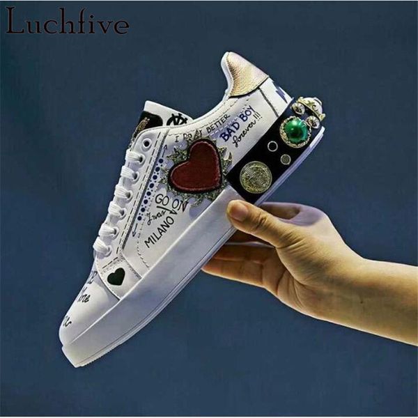 

graffiti print pattern casual round toe rivets flat women runaway lace up white shoes woman mx200425, Black