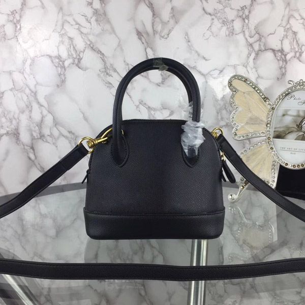 

In 2018 the european and american ingle houlder bag cla ic de igner de igned high quality pu bag imple fa hion delivery