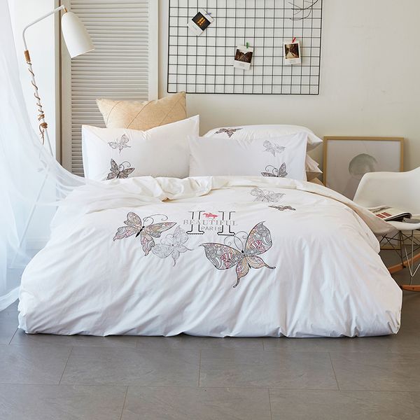 Luxury Egypt Cotton Satin Colourful Butterfly Bedding Set