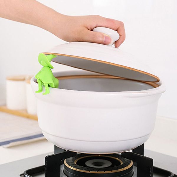 

new creative silicone anti-overflowing pot lid holder for pot cover spill-proof stand kitchen supplies tool ing
