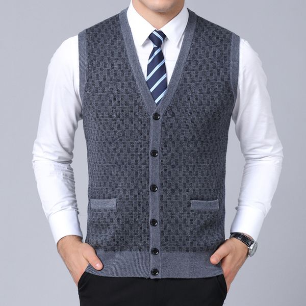 

2019 new fashion brand sweater for mens pullover v neck slim fit jumpers knit sleeveless winter korean style casual men clothes, White;black