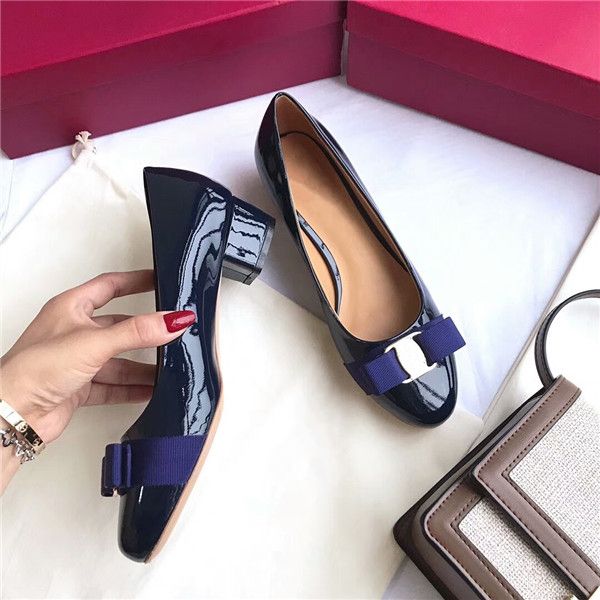 

2019 summer new shoes women leisure black red wine red nude dark blue leather sandals slippers cs07 s6