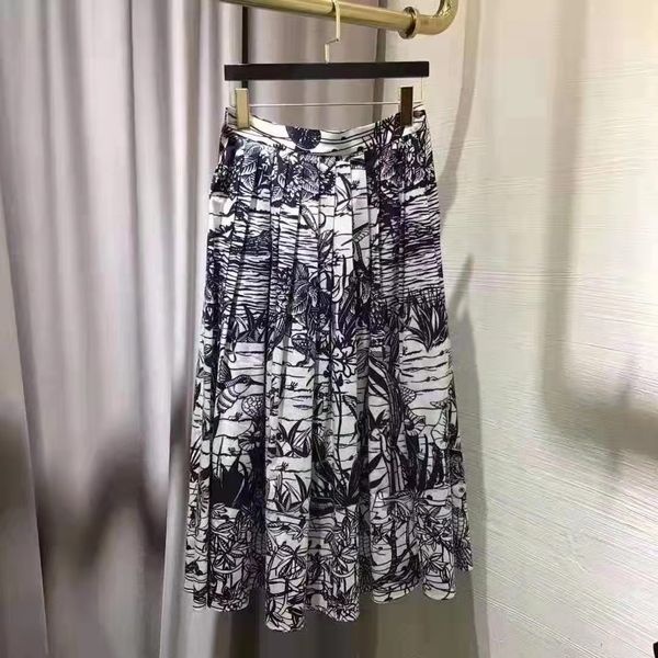 

spring and summer 2020 new bird plant print skirt elegant and versatile long skirt pure cotton pleated skirt, Black