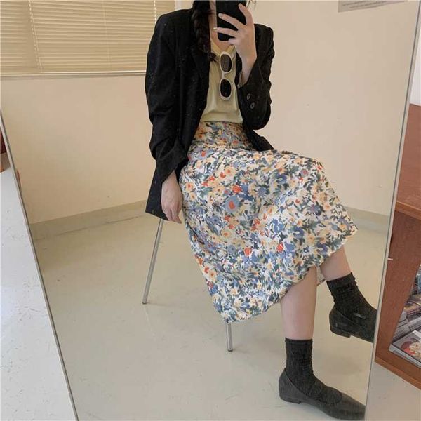 

medium and long oil painting floral skirt, Black