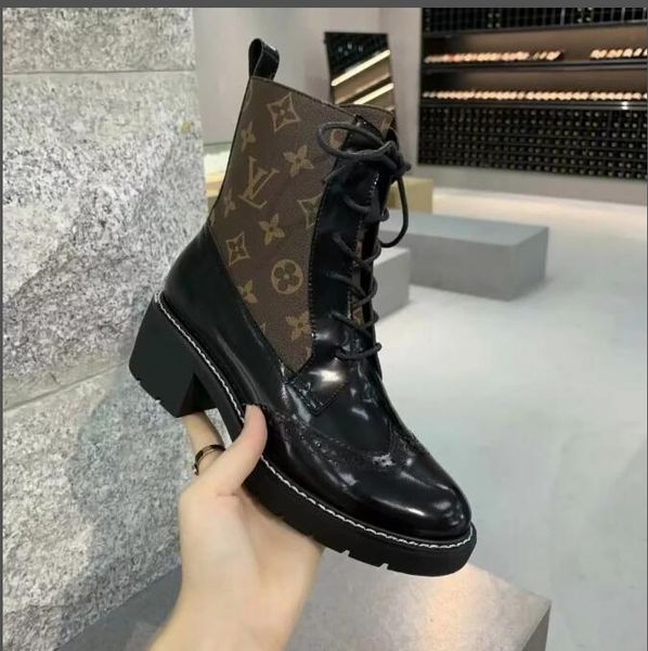 

2019 fashion luxury women socks boots slim over the knee high boots elastic knitted thigh flat heel ladies winter boots, Black