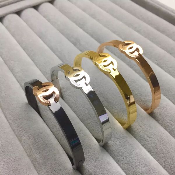 

Новое прибытие форма C классический серебро золото розовое золото BraceletsBangles нержавеющая сталь с буквой оптовая цена
