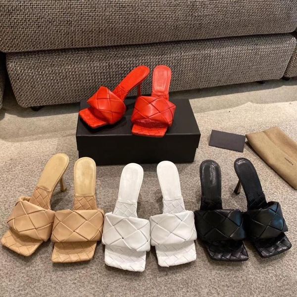 

модные 2020 новый стиль тонкий каблук сексуальный квадратный носок тапочки веб-знаменитости для дам летом, Black