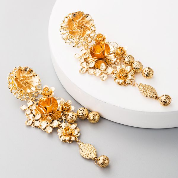 

2020 new retro exquisite exaggeration flowers alloy cutout bohemia elegant drop earrings for women fashion jewelry accessories, Silver