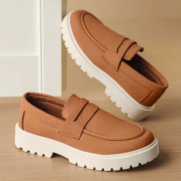 Step Up Your Spring Style with These Trendy Slip-On Men’s Loafers!