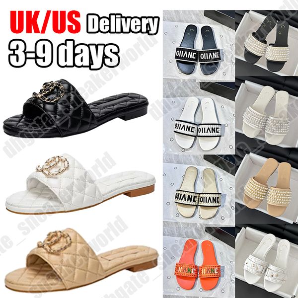 

Designer slippers Luxury flat sandals Versatile fashionable diamond grid slippers Summer Lady Slide Sandals Classics Retro Lovely Sunny Beach Slippers size 35-42, #01