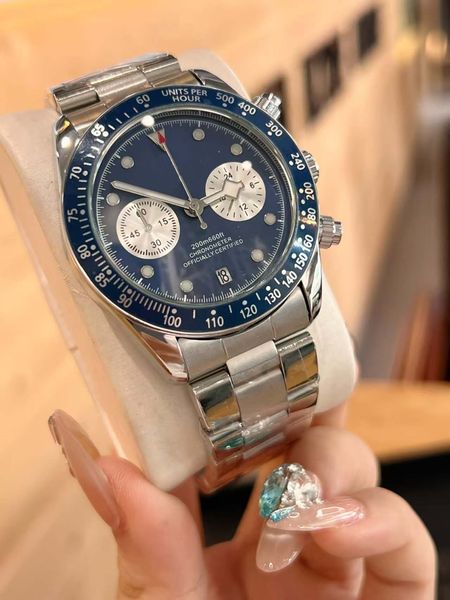 

Dome-shaped Dial Men's Watch: Premium High-end Quartz Movement, Perfectly Restored Design, Unique Snowflake Hands Appearance, Showing Precious Sports and Fashion, Gold