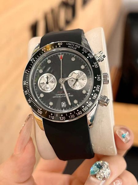 

Quartz Movement Men's Watch: A Choice of High-end Precious Boutique, Classic Restored Dome-shaped Dial, Stylish Snowflake Hands, Both Sporty and Fashionable Style, Green