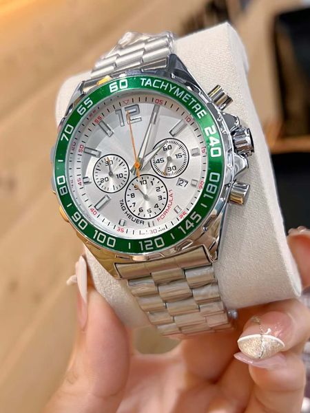 

New Definition of Fashion Machinery: Men's Watch, Ingenious Work of Mineral Glass Mirror and Transparent Hollow Design, White