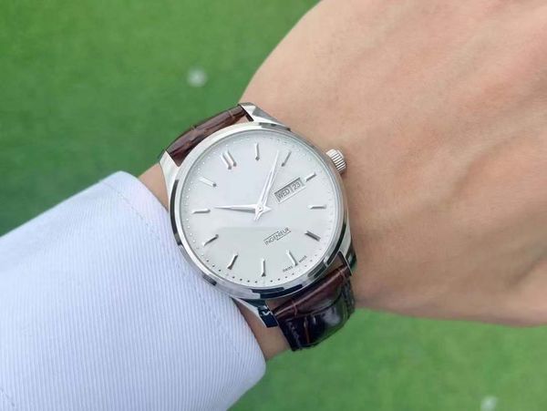 

Simple and Elegant Formal Watch, Round and Full Appearance, High-End Retro Series, Exquisitely Made, Exquisite Details, Blue