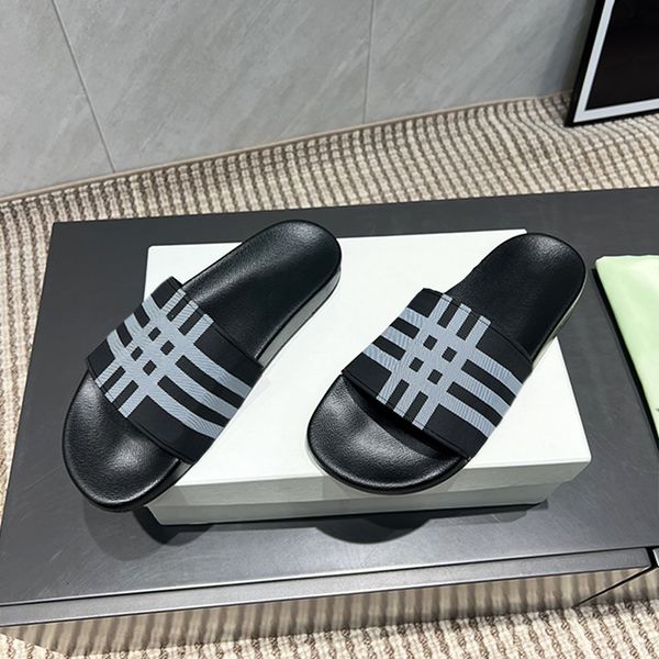 

Men Sandals Designer Check Slides Vintage Printing Slipper Beach Rubber Slipper Classic Casual Sandale 1031, A5