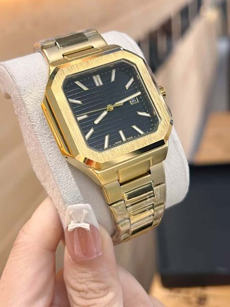 

Classic Best-selling Men's Watch Suitable for Both Casual and Business Wear, Simple and Elegant Style, Precise Quartz Movement Ensures Accurate Timekeeping, Red