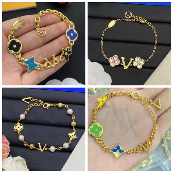 

Luxury Fashion Pearl Designer Diamond Gold Plated Letters for Women Wedding Bracelets Chains Bangle Jewelry Gift