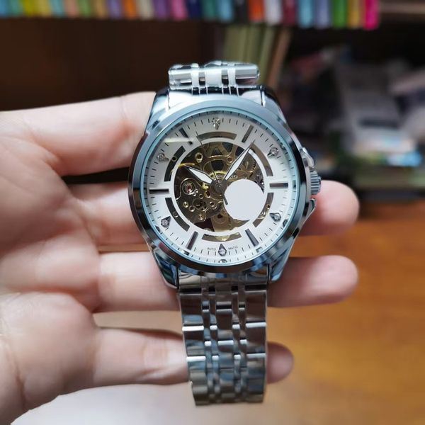 

Multifunctional Mechanical Chronograph Movement, Mineral Super Blue Light Mirror, Premium Men's Watch, Exquisite Quality Creates Classics, Green