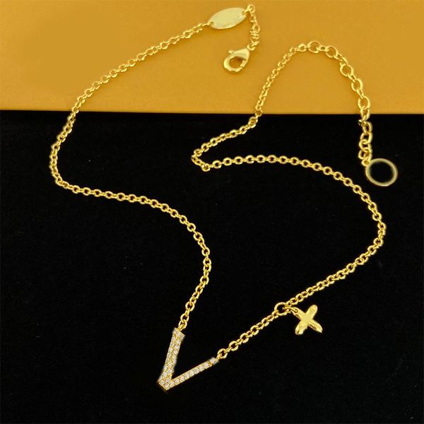 

Fashion Necklace Gold Plated Crystal Pendant Designer Letter Women Copper Necklaces Choker Wedding Gifts Jewelry