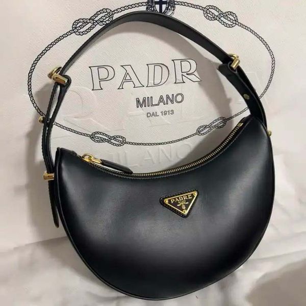 

Designer bag Luxury bag purse bag Moon purse Multi-functional Hobobag Korean women's bag underarm bag elegant single-shoulder Western-style crossbody bag moon-shaped, Pa-11