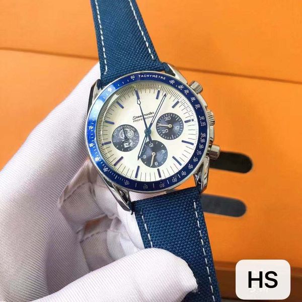 

Men's quartz watch series Premium Men's Watch: Super Mineral Glass Guards the Art of Time, with Excellent Precision Waterproof Performance, Purple